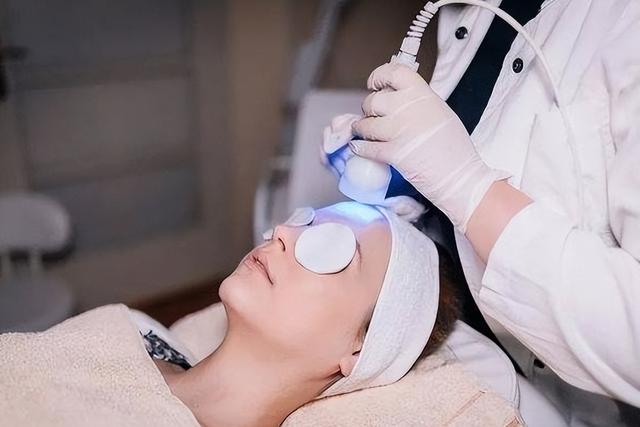 光子嫩膚是什么？光子嫩膚后如何保養(yǎng)皮膚？